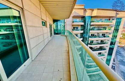 شقة - 2 غرف نوم - 4 حمامات للايجار في B برج الخليج - عود ميثاء - بر دبي - دبي