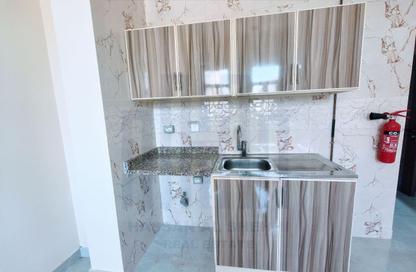 Apartment - Studio - 1 for rent in Muwaileh - Sharjah