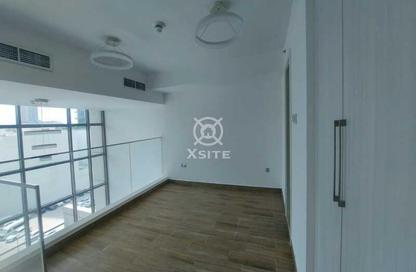 Apartment - 1 Bedroom - 2 Bathrooms for rent in Flamingo Building - District 15 - Jumeirah Village Circle - Dubai