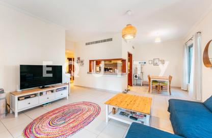 Apartment - 1 Bedroom - 2 Bathrooms for sale in South Ridge 3 - South Ridge - Downtown Dubai - Dubai