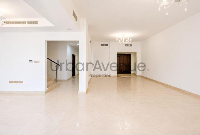 128374128 - Property Image 2