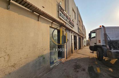 Shop - Studio - 1 for rent in Mafraq Industrial Area - Abu Dhabi