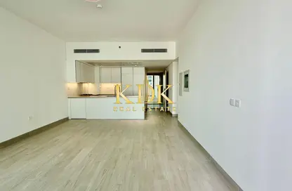 Apartment - 3 Bedrooms - 4 Bathrooms for rent in Luma Park Views - District 14 - Jumeirah Village Circle - Dubai