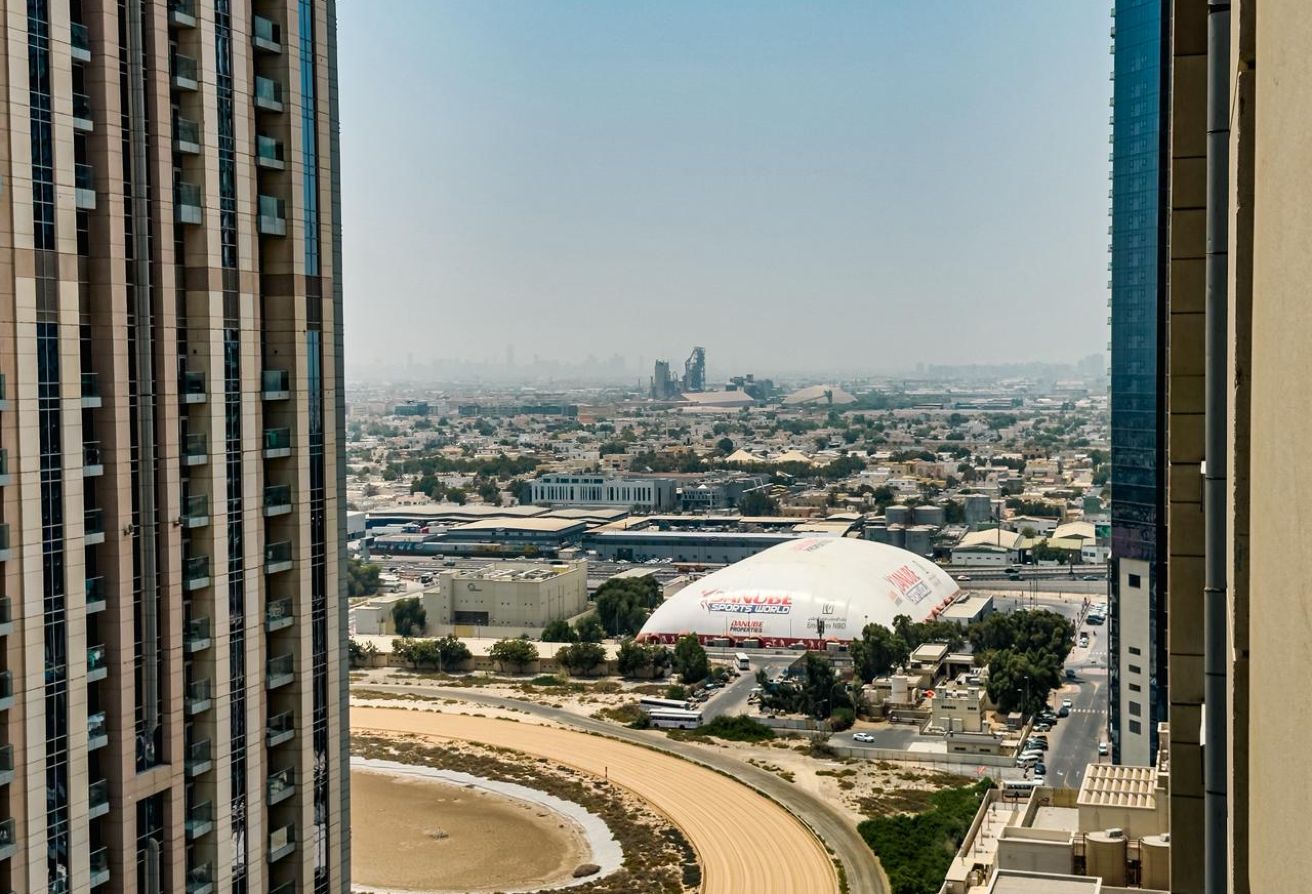 High Floor - Canal View - Fully Furnished - Vacant — image 22