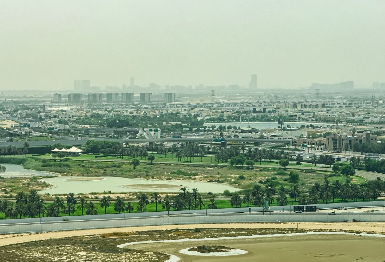 High Floor - Canal View - Fully Furnished - Vacant — image 23
