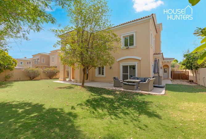 Vacant Now! Amazing Renovation Project |Single Row