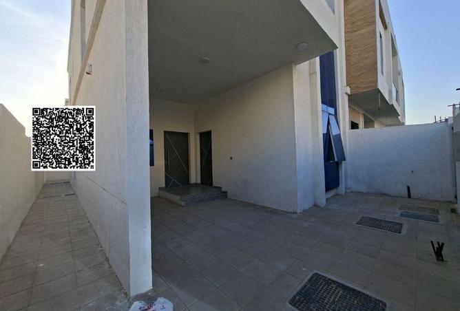114618506 - Property Image 2