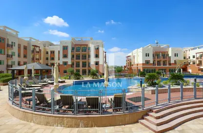 شقة - 2 غرف نوم - 3 حمامات للبيع في منطقة الشلال - الغدير - أبوظبي