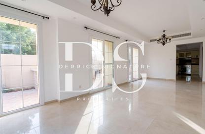 Villa - 2 Bedrooms - 3 Bathrooms for rent in Al Reem 3 - Al Reem - Arabian Ranches - Dubai