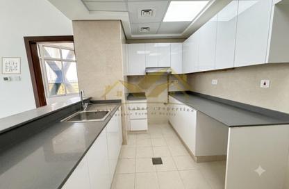 Apartment - 1 Bedroom - 2 Bathrooms for rent in Jumeirah Garden City - Al Satwa - Dubai