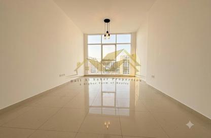 Apartment - 1 Bedroom - 2 Bathrooms for rent in Jumeirah Garden City - Al Satwa - Dubai