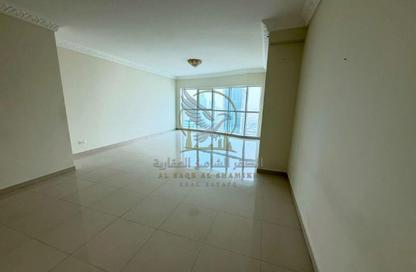 Apartment - 3 - 4 for rent in Al Majaz 1 - Al Majaz - Sharjah Apartment - 3 - 4 for rent in Al Majaz 1 - Al Majaz - Sharjah