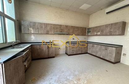 Villa - 5 Bedrooms - 7 Bathrooms for rent in Al Riffa - Ras Al Khaimah
