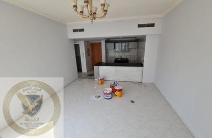Apartment - 1 Bedroom - 1 Bathroom for rent in Al Majaz 3 - Al Majaz - Sharjah Apartment - 1 Bedroom - 1 Bathroom for rent in Al Majaz 3 - Al Majaz - Sharjah