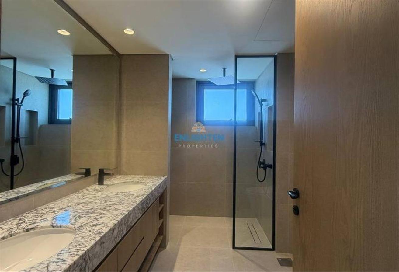 Luxury 6BR Villa | Lagoon View | Prime Location photo 27