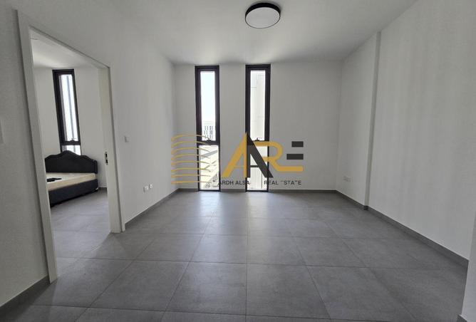 103708156 - Property Main Image