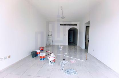 Apartment - 2 - 2 for rent in Fire Station Road - Muwaileh - Sharjah Apartment - 2 - 2 for rent in Fire Station Road - Muwaileh - Sharjah
