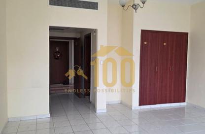 Apartment - Studio - 1 Bathroom for rent in Building Y24 - England Cluster - International City - Dubai Apartment - Studio - 1 Bathroom for rent in Building Y24 - England Cluster - International City - Dubai