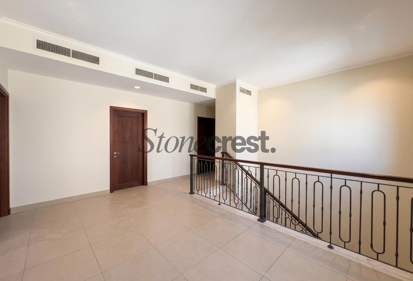 Ready to Move | 5-Bedroom Villa | Prime Location photo 12