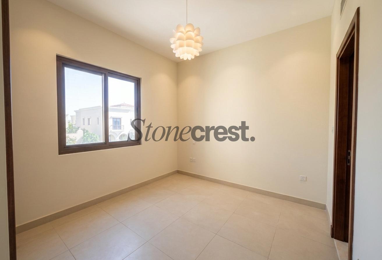 Ready to Move | 5-Bedroom Villa | Prime Location photo 14