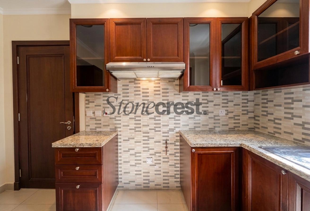Ready to Move | 5-Bedroom Villa | Prime Location photo 10
