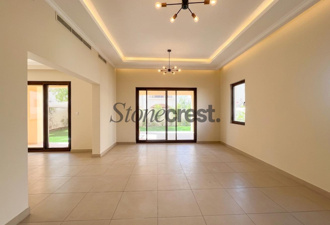 Ready to Move | 5-Bedroom Villa | Prime Location photo 5