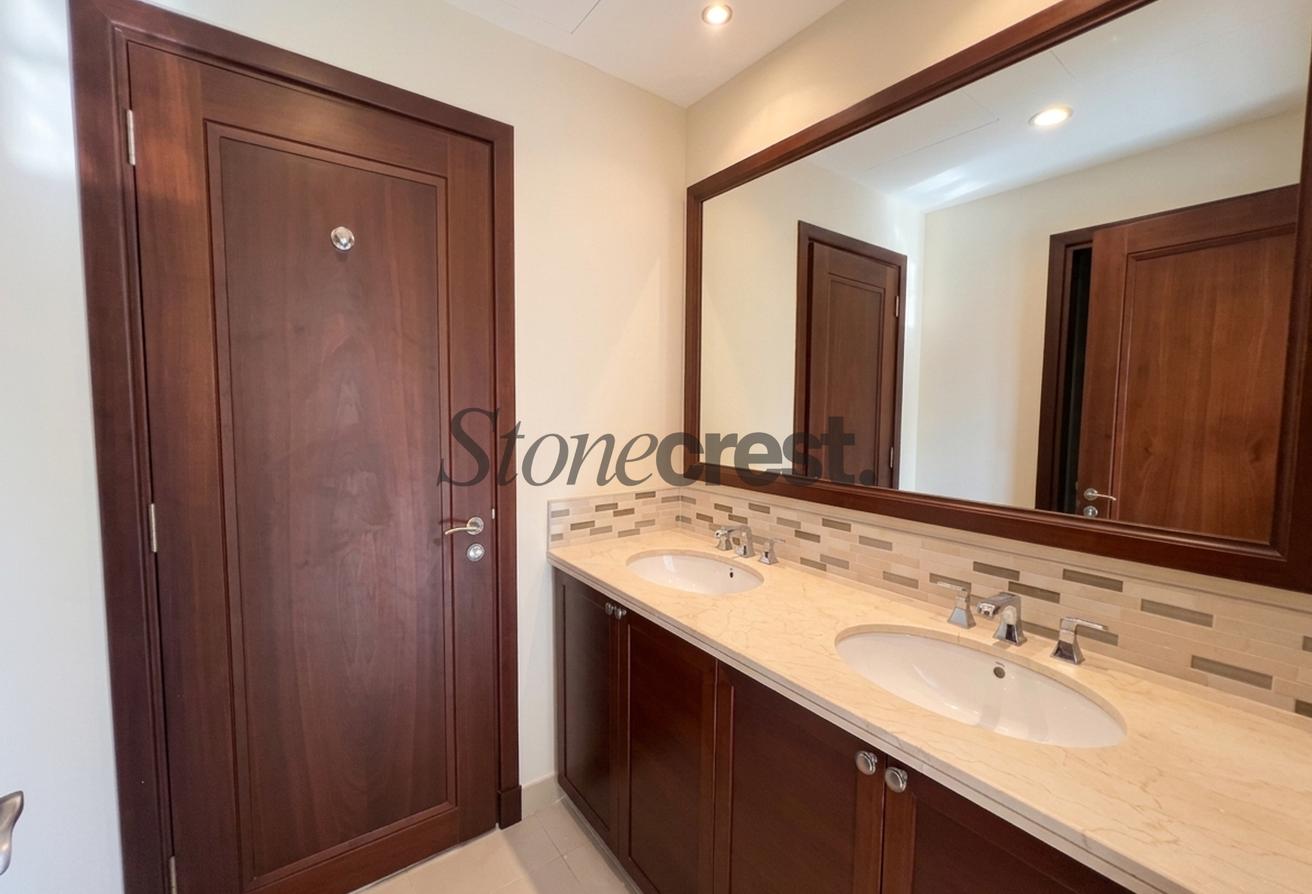 Ready to Move | 5-Bedroom Villa | Prime Location photo 21