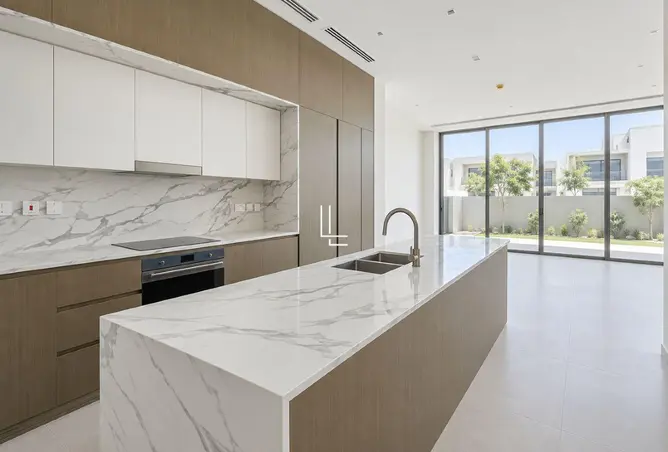 155527833 - Property Image 3