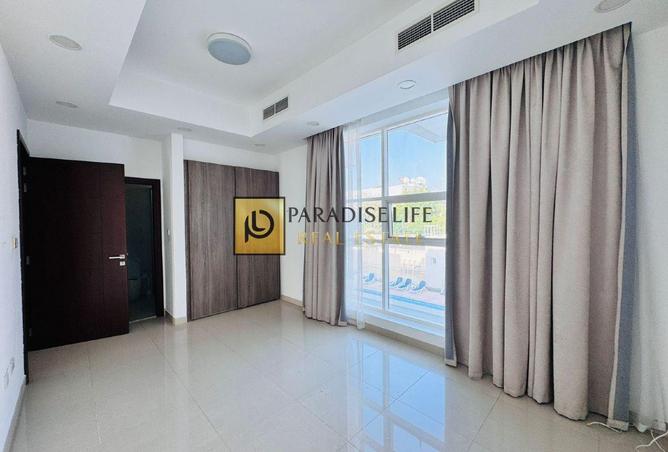 98282337 - Property Image 2