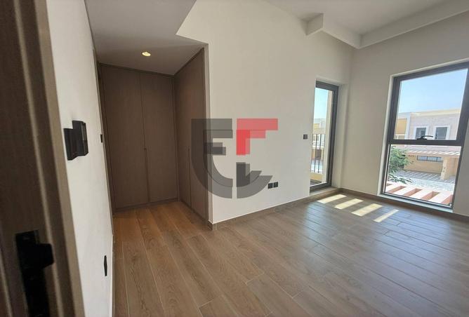 4BR Townhouse for Rent | DAMAC Lagoons — photo 3