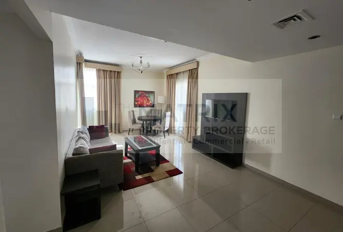 132000100 - Property Image 2