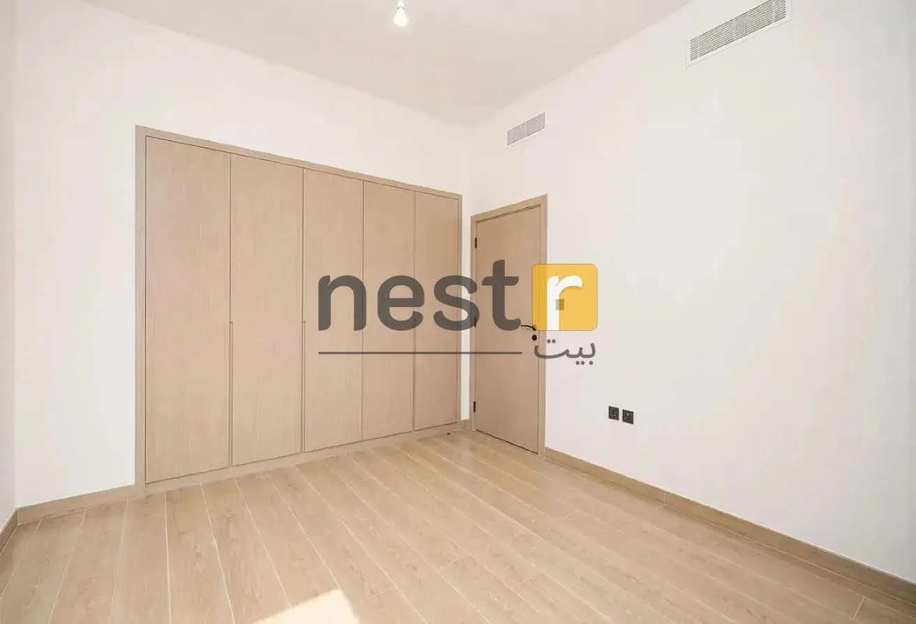 165582349 - Property Main Image