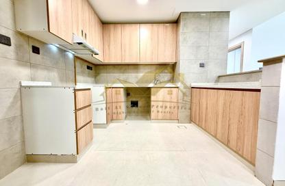 Apartment - 1 Bedroom - 2 Bathrooms for rent in Jumeirah Garden City - Al Satwa - Dubai
