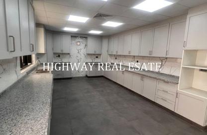 Villa - 5 Bedrooms - 7 Bathrooms for rent in Al Tarfa - Mughaidir - Sharjah