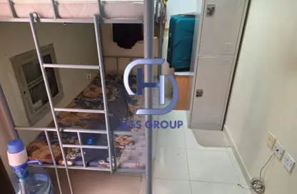 Apartment - 1 Bathroom for rent in Fire Station Road - Muwaileh - Sharjah