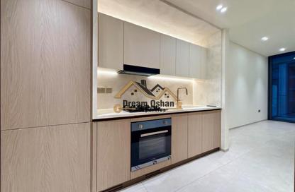 Apartment - Studio - 1 for rent in Binghatti Ivory - Dubai Healthcare City 2 - Al Jaddaf - Dubai