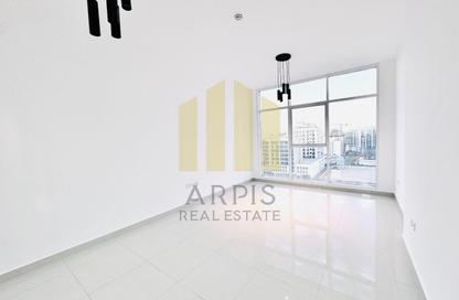 Apartment - 1 Bedroom - 2 Bathrooms for rent in Infinity Building - Al Satwa - Dubai