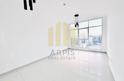 Apartment - 1 Bedroom - 2 Bathrooms for rent in Infinity Building - Al Satwa - Dubai