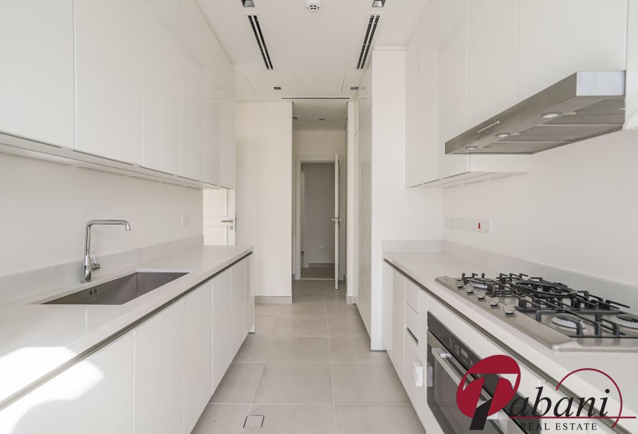 Mediterranean | Spacious Layout | Ready to Move In photo 4