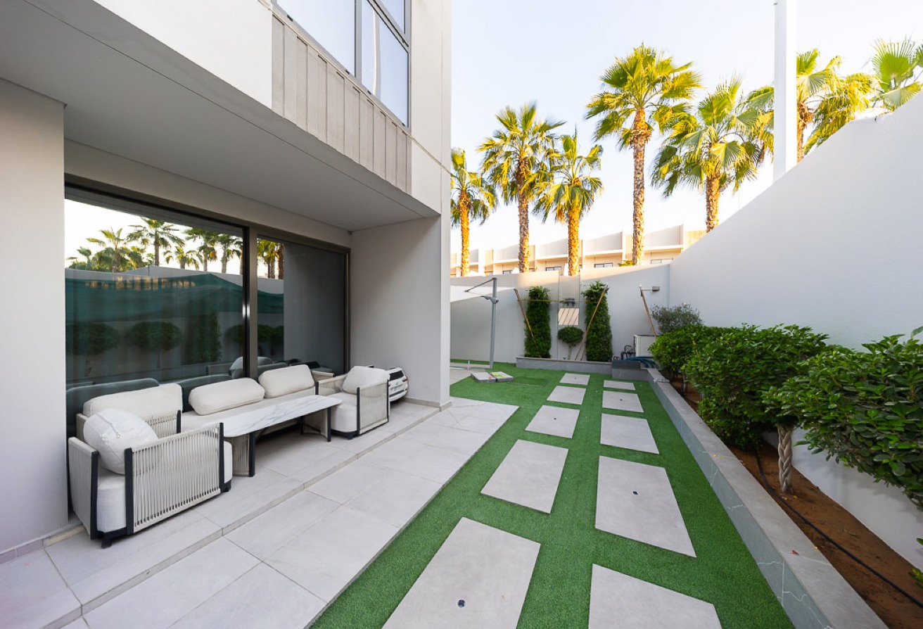 4 bedroom townhouse in MAG Eye, Mohammed Bin Rashid City: 30