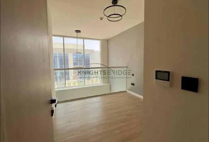 94007055 - Property Main Image