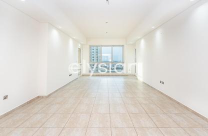Apartment - 2 Bedrooms - 3 Bathrooms for rent in Marina Residences 1 - Marina Residences - Palm Jumeirah - Dubai