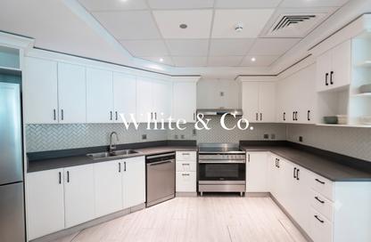 Apartment - 3 - 4 for rent in Al Basri - Shoreline Apartments - Palm Jumeirah - Dubai