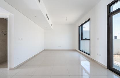 تاون هاوس - 2 غرف نوم - 4 حمامات للبيع في مساكن نسمه - ّالطي - الشارقة