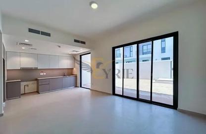 Villa - 3 - 4 for rent in Green View 1 - Green View - Barsha Heights (Tecom) - Dubai