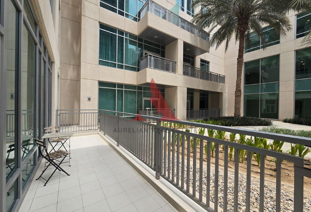 1BR Loft Downtown | Huge Balcony | Best Price photo 6
