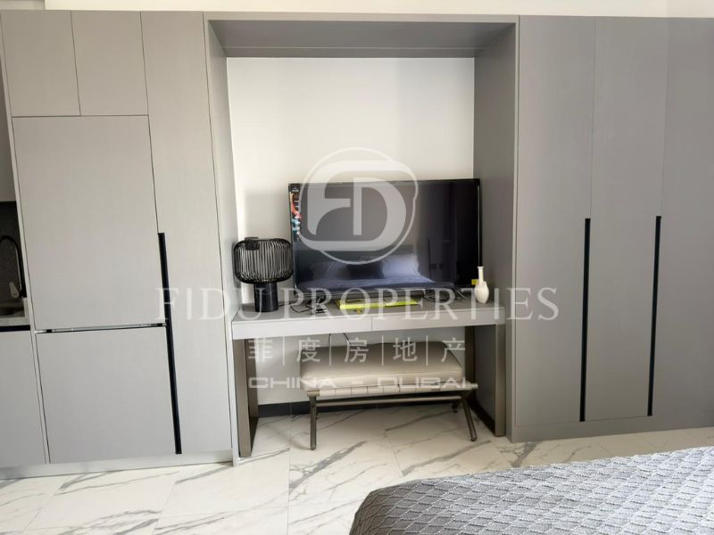 Vacant Now | Modern Studio | Motivated Seller
