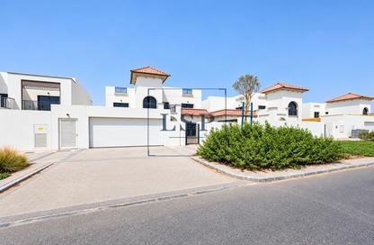 Villa - 4 - 5 for rent in Fay Al Reeman II - Al Shamkha - Abu Dhabi Villa - 4 - 5 for rent in Fay Al Reeman II - Al Shamkha - Abu Dhabi