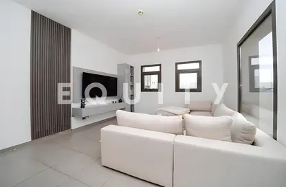 Apartment - 3 Bedrooms - 3 Bathrooms for sale in Zahra Apartments 2B - Zahra Apartments 2 - Zahra Apartments - Town Square - Dubai