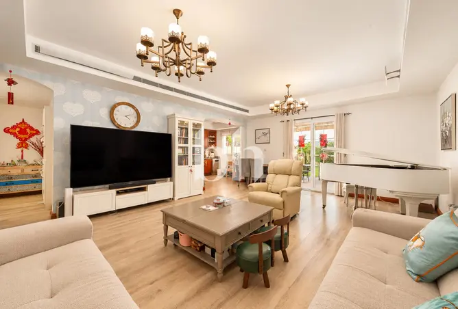 156930042 - Property Image 2